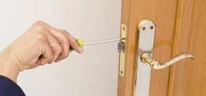 Affordable Locksmith Services Jacksonville, FL 904-495-0317 Affordable Locksmith Services Jacksonville, FL 904-495-0317 - trunk-unlock-01